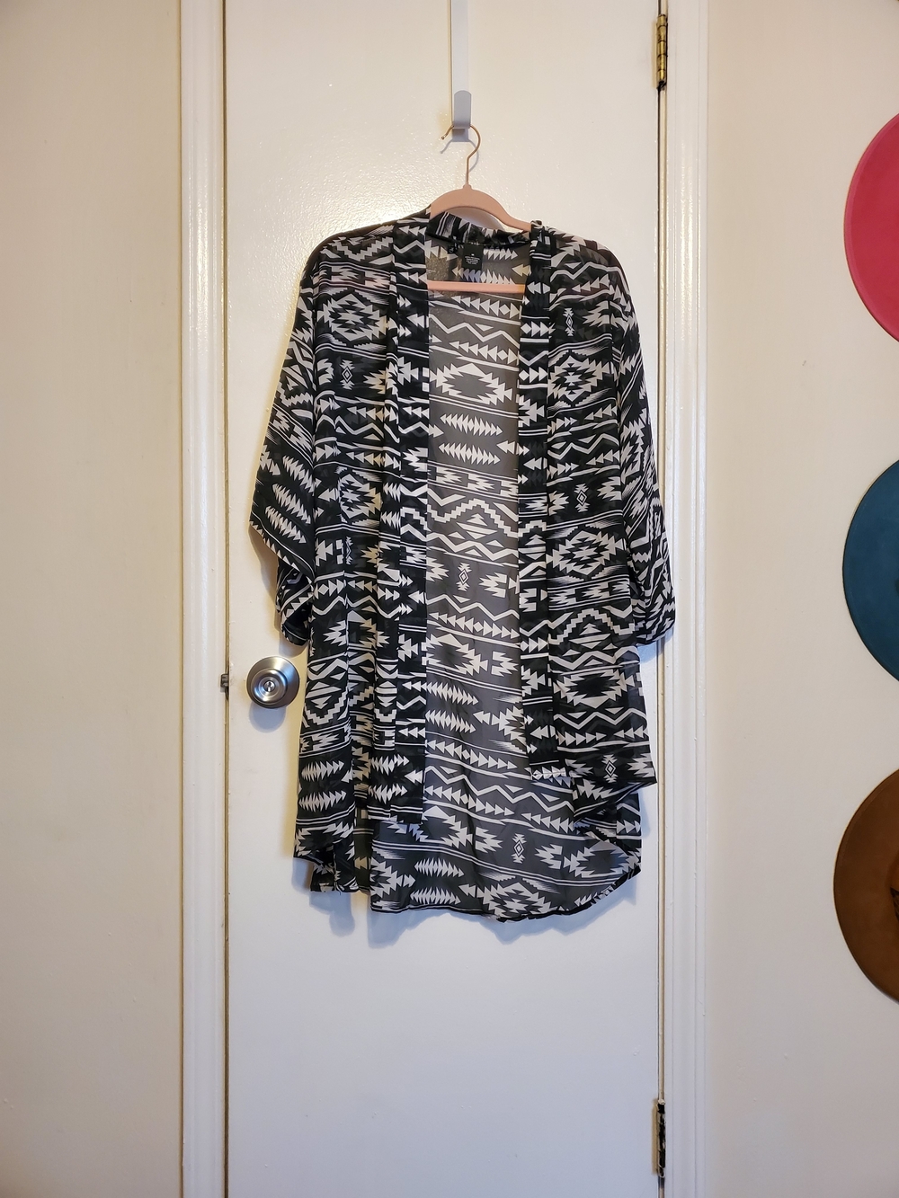 new directions Black and White Aztec Open-Front Kimono